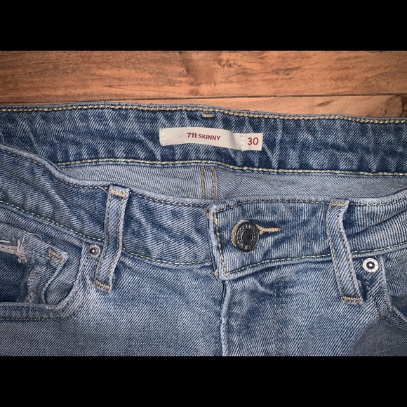 Levi’s Jeans 711 Skinny - Picture 6 of 7